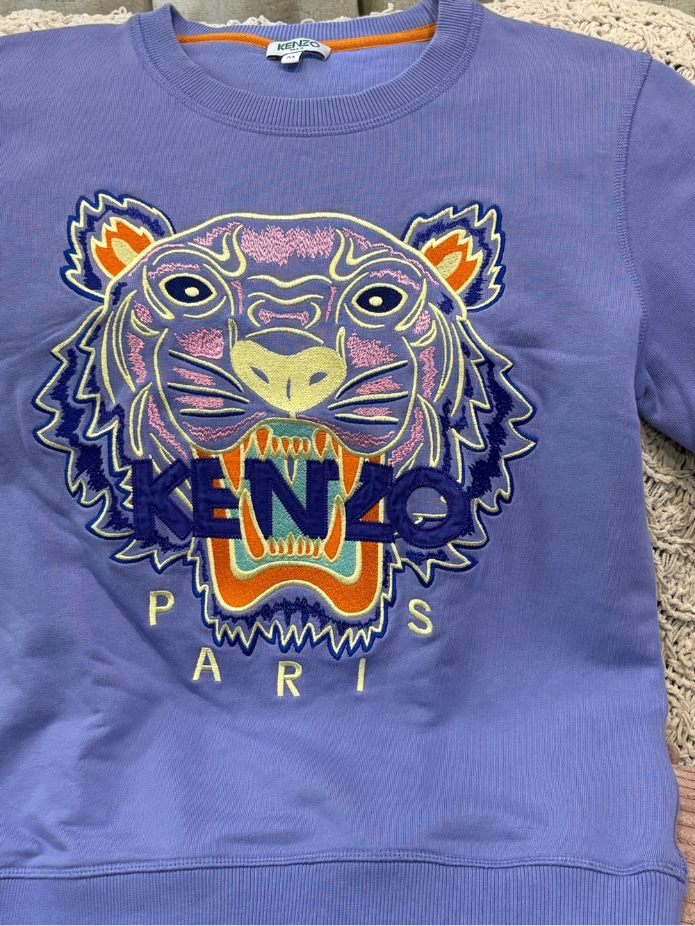 Kenzo Paris Ladies Petite Lavender Tiger Embroidered Sweatshirt Medium
